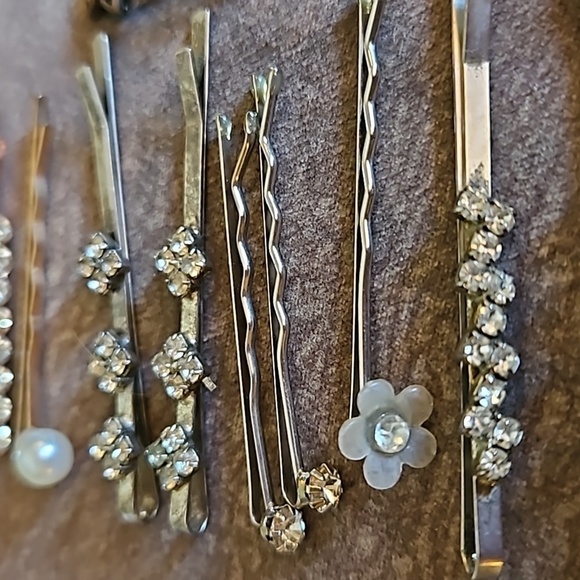 Vintage Assorted Rhinestone Floral Bobby Pin Hair Slides - Picture 3 of 6
